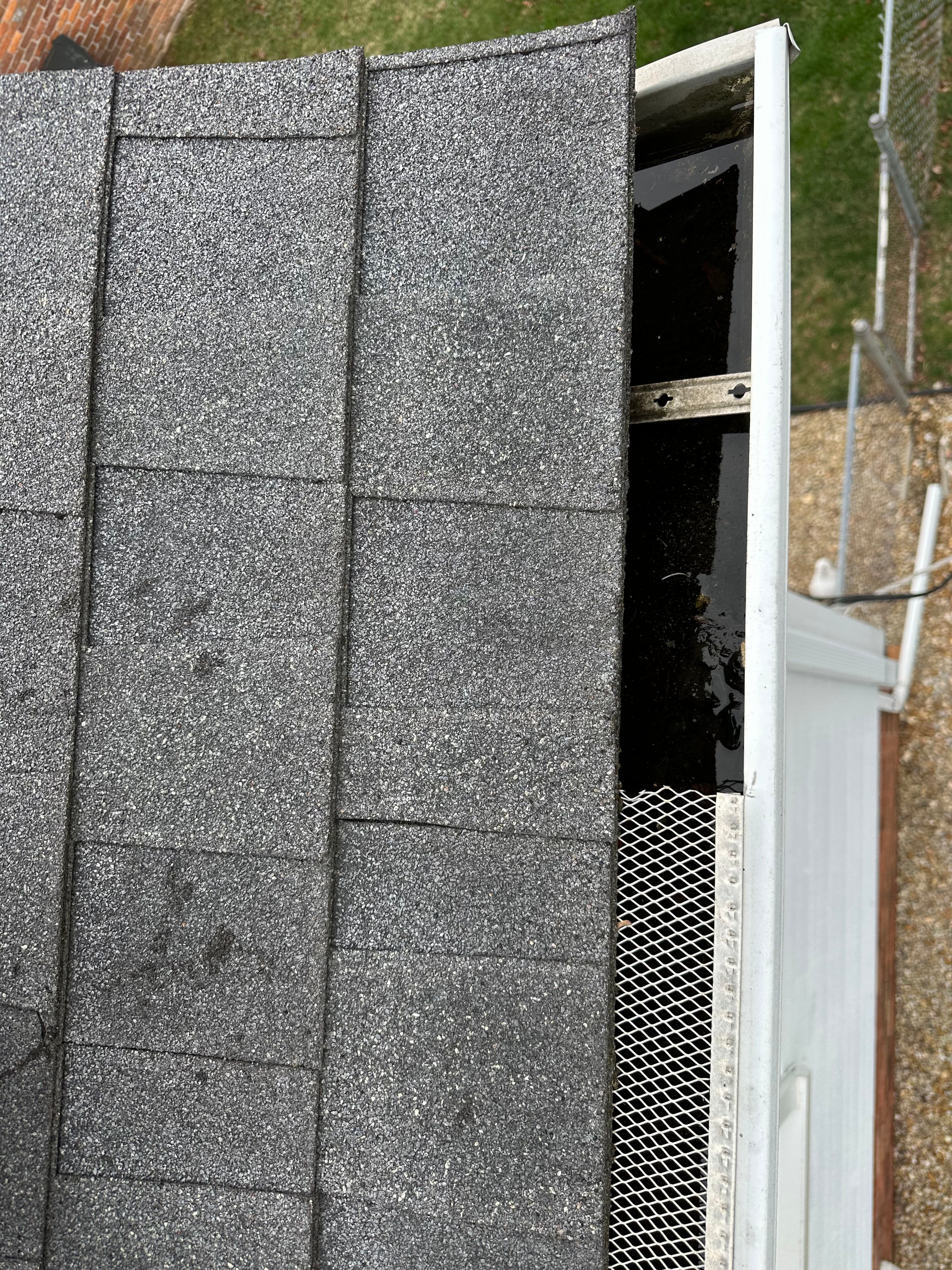 Project Effective Gutter Cleaning in Columbus image